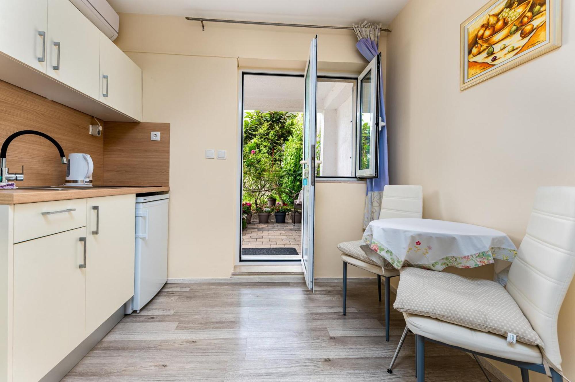 Apartments Gisela Makarska Bilik gambar