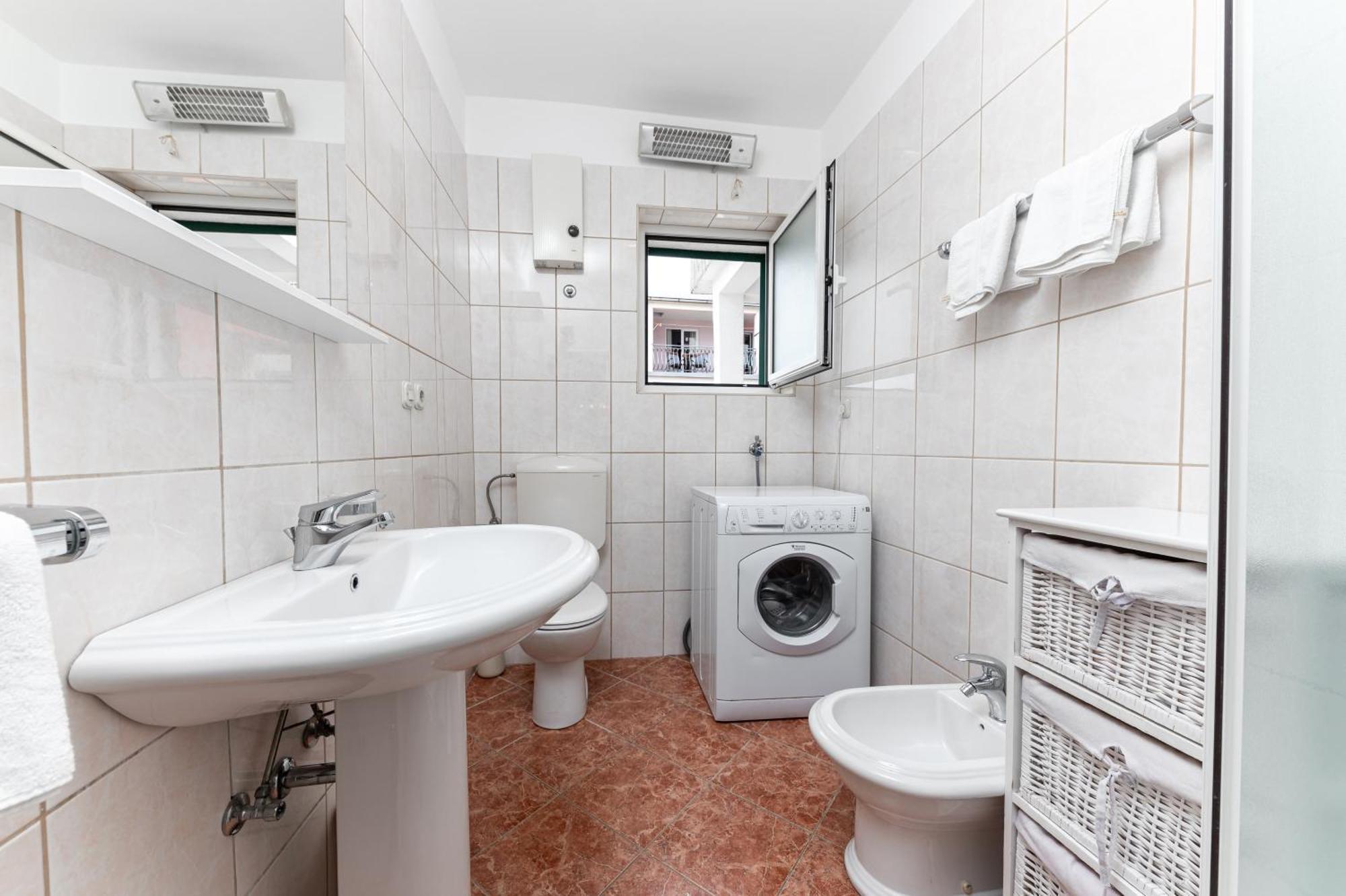 Apartments Gisela Makarska Bilik gambar
