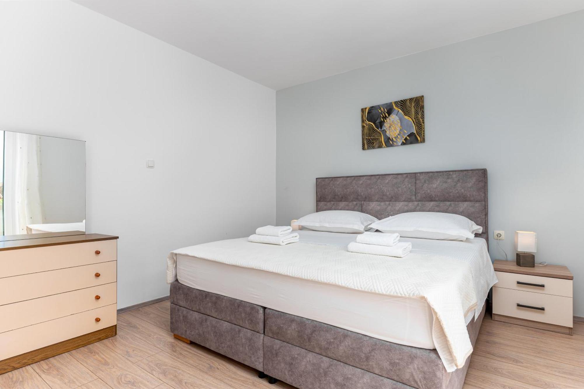 Apartments Gisela Makarska Bilik gambar