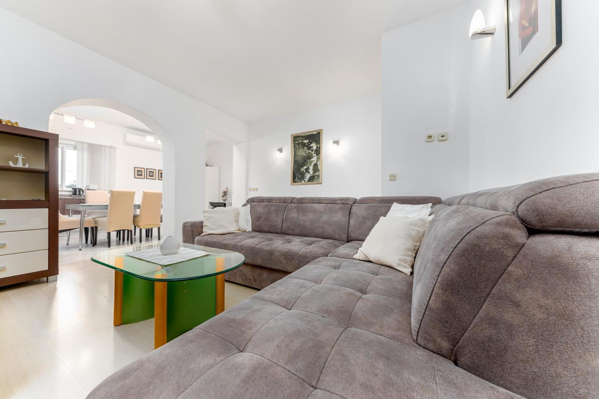 Apartments Gisela Makarska Bilik gambar