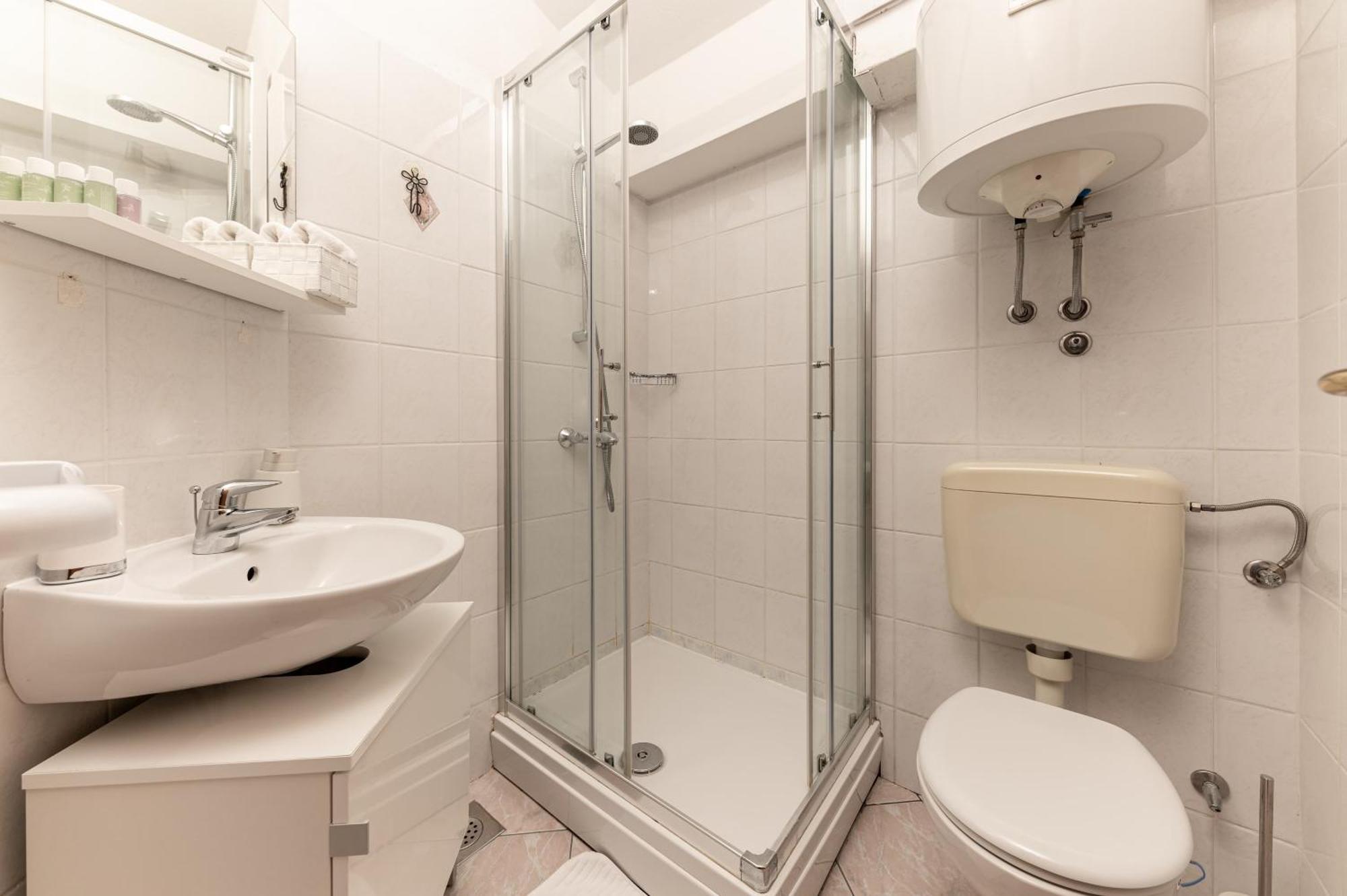 Apartments Gisela Makarska Bilik gambar