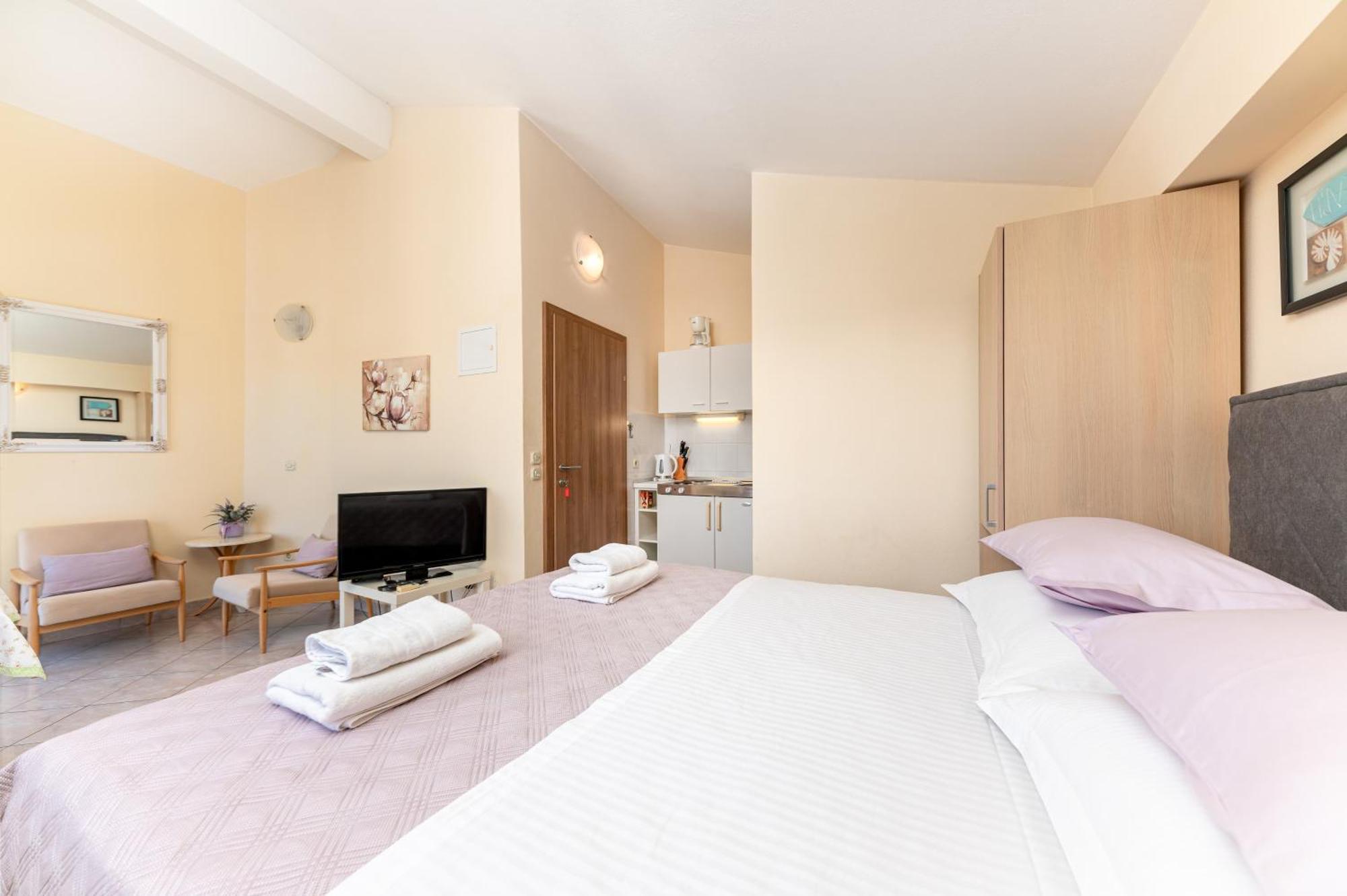 Apartments Gisela Makarska Bilik gambar